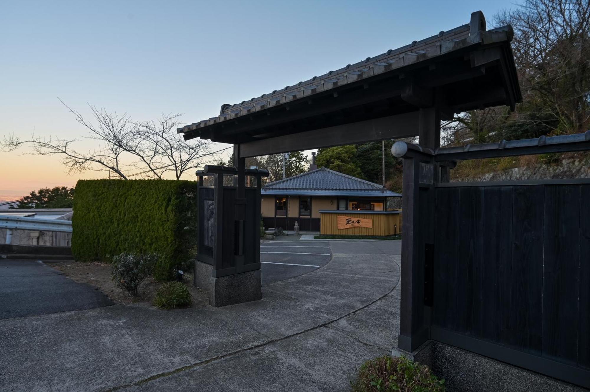 Hotel Kaze no Tani no Iori Gamagori Exterior foto